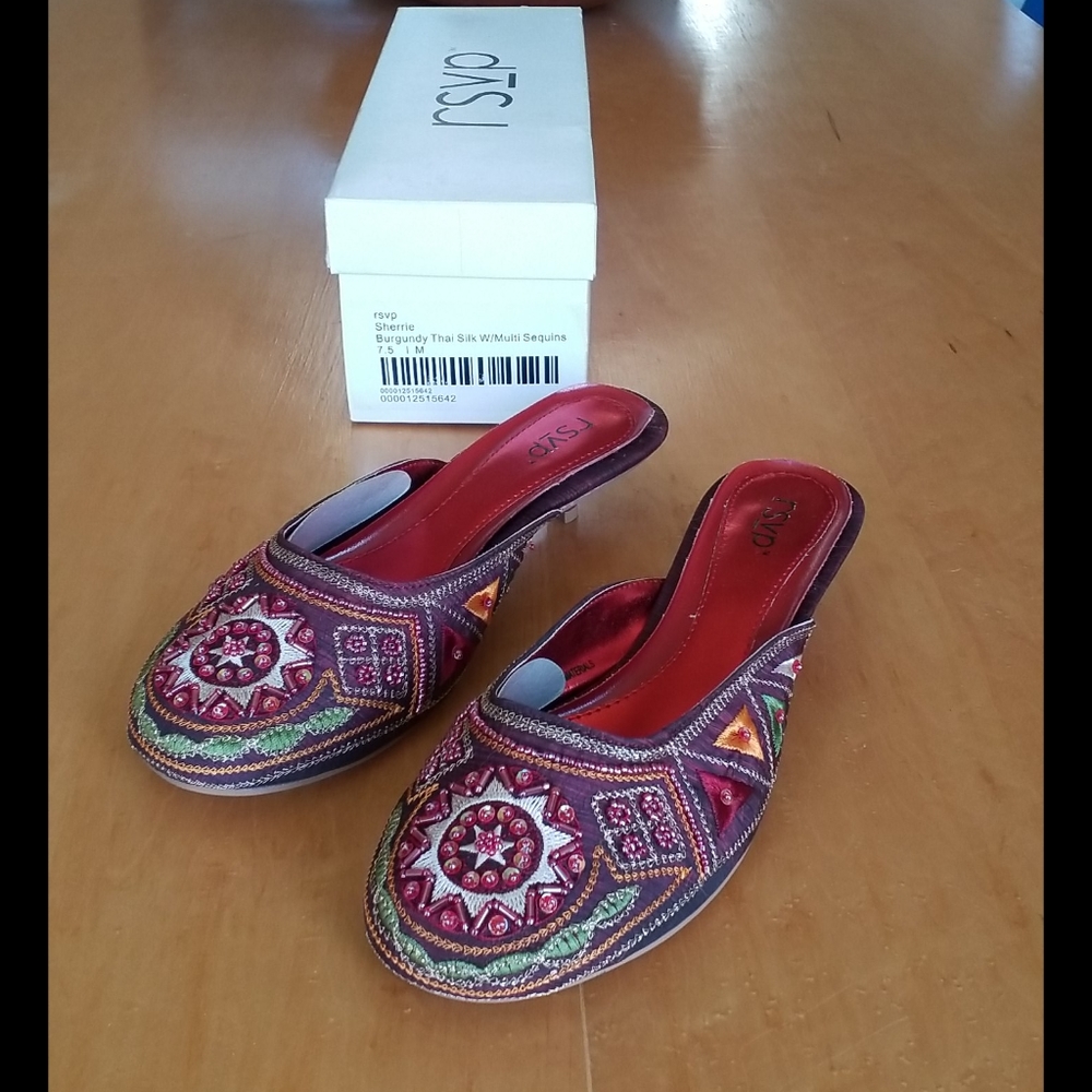 RSVP Thai style flats
